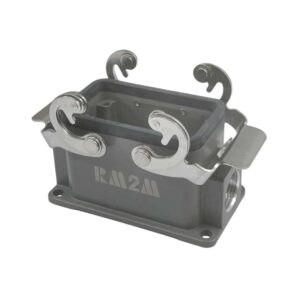 Embase                      en saillie pour prise 10 broches • 4 verrous