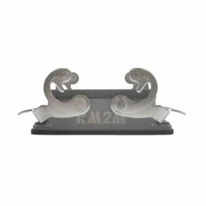 Embase            encastrée pour prise 10 broches • 4 verrous