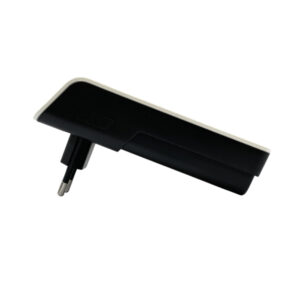 Chargeur microprocesseur 4 canaux 230V • Pour 4 batteries LR06 (AA)